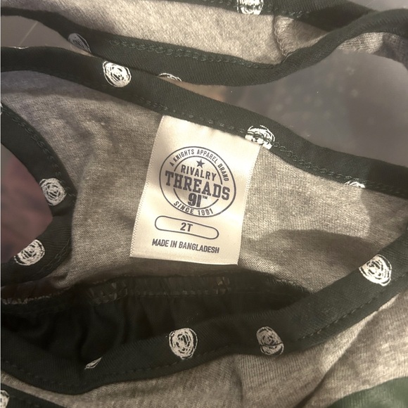 Rivalry Threads Michigan State Spartans
Gray Green Dress 👗 Sz 2T - Picture 4 of 5